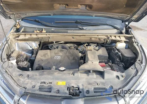 2018 Toyota Highlander Limited Platinum z USA, uszkodzony, nr VIN 5TDDZRFH2JS842877